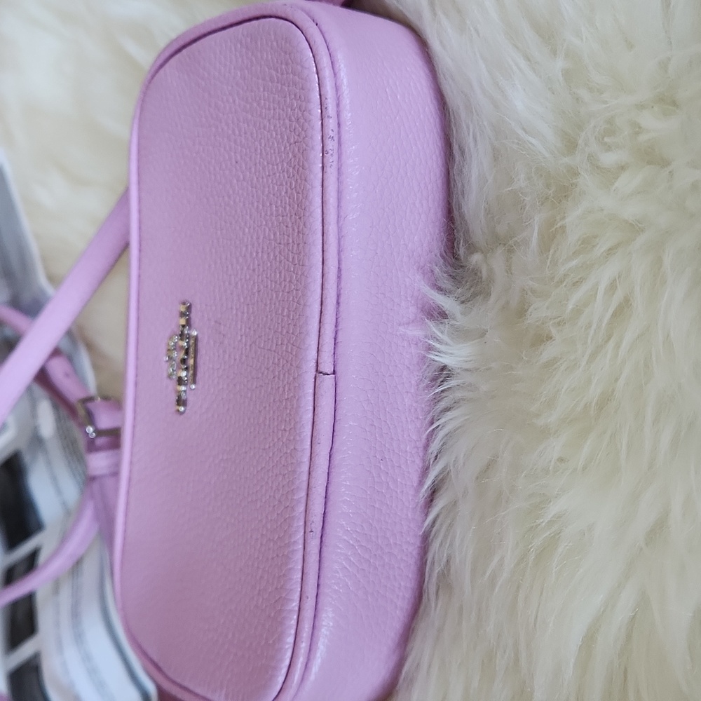Adorable Coach Pink Leather Double Zippered Mini Camera Crossbody Bag 🩷🌸🩶 - Picture 8 of 16